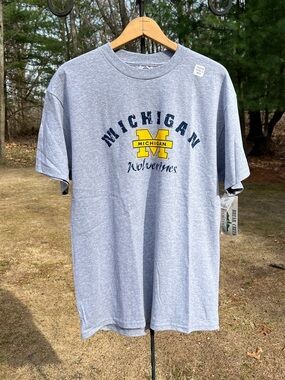 90s NWT Briar Creek Sportswear U of M Michigan Wolverines T-Shirt Size L Gray
